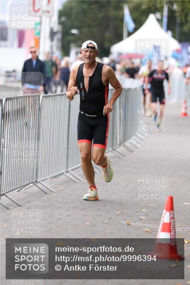 16.08.2026 - KN Förde Triathlon 2026 Antke Förster http://msf.ph/oto/9996394 16.08.2026 11:51:24 Laufen  meine-sportfotos.de