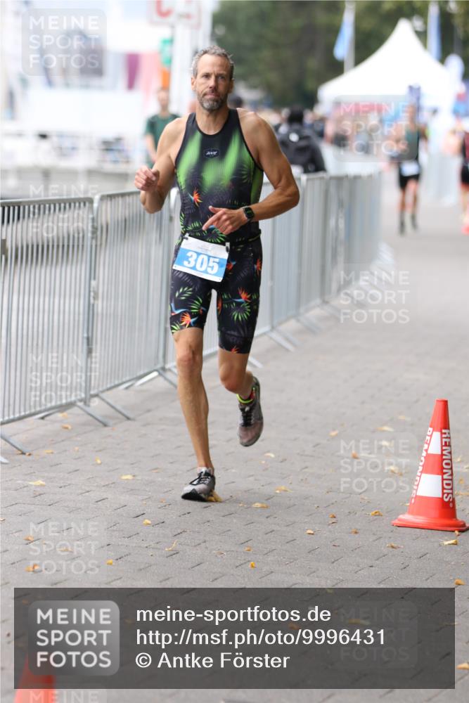 16.08.2026 - KN Förde Triathlon 2026 Antke Förster http://msf.ph/oto/9996431 16.08.2026 11:51:51 Laufen  meine-sportfotos.de
