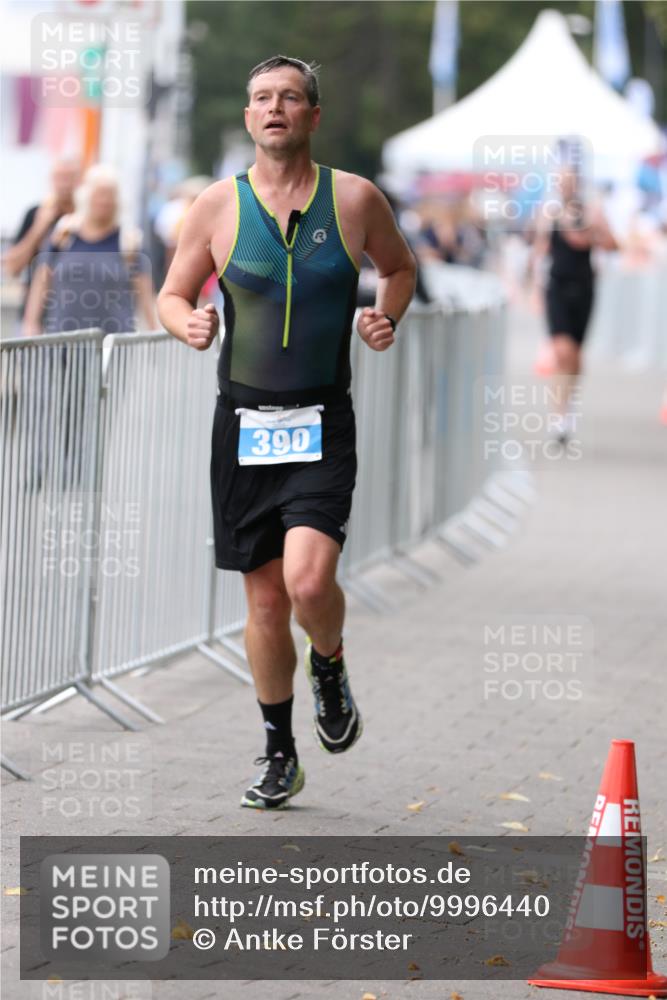 16.08.2026 - KN Förde Triathlon 2026 Antke Förster http://msf.ph/oto/9996440 16.08.2026 11:52:03 Laufen  meine-sportfotos.de