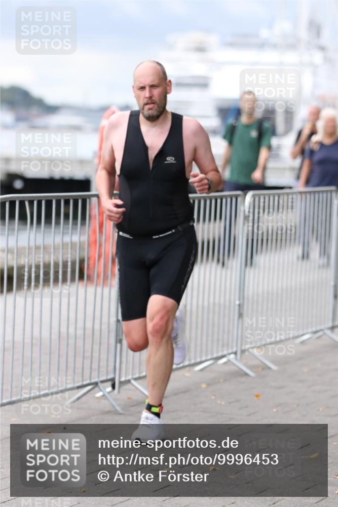 16.08.2026 - KN Förde Triathlon 2026 Antke Förster http://msf.ph/oto/9996453 16.08.2026 11:52:16 Laufen  meine-sportfotos.de