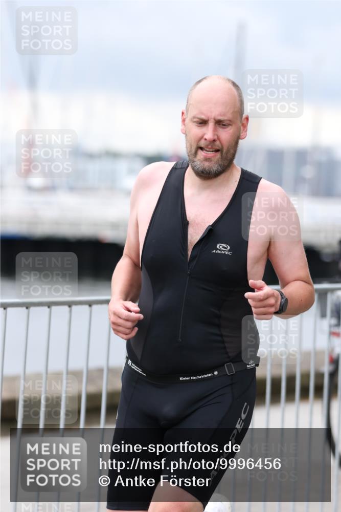 16.08.2026 - KN Förde Triathlon 2026 Antke Förster http://msf.ph/oto/9996456 16.08.2026 11:52:18 Laufen  meine-sportfotos.de