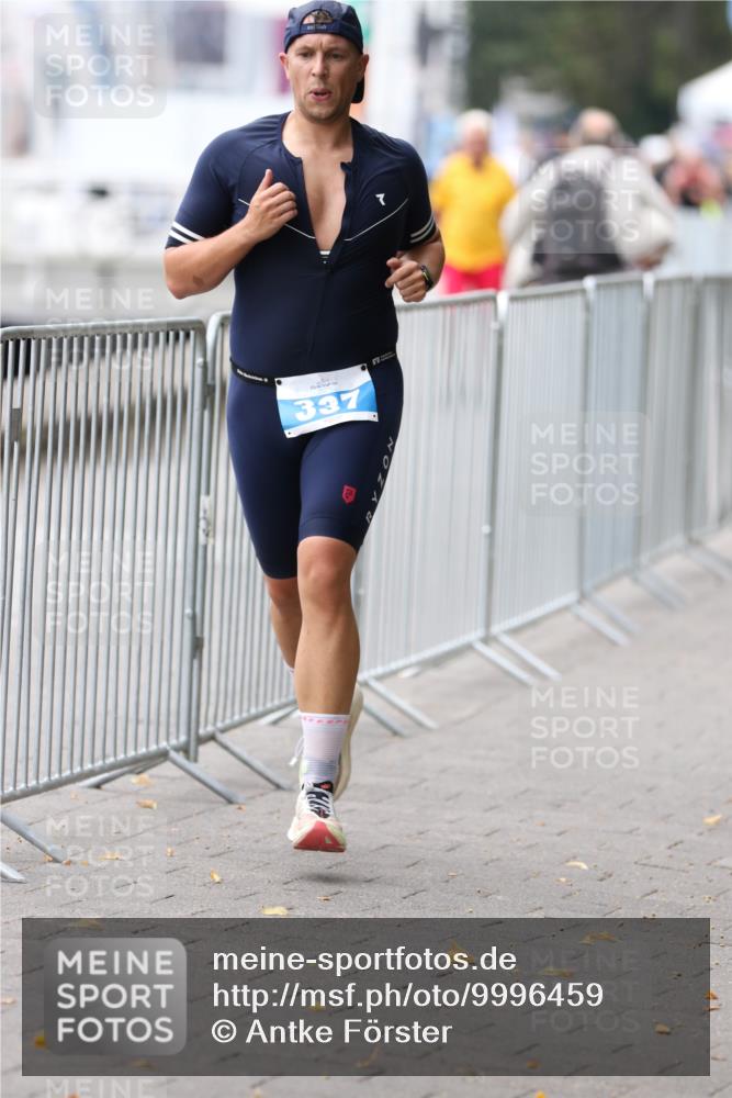 16.08.2026 - KN Förde Triathlon 2026 Antke Förster http://msf.ph/oto/9996459 16.08.2026 11:52:25 Laufen  meine-sportfotos.de