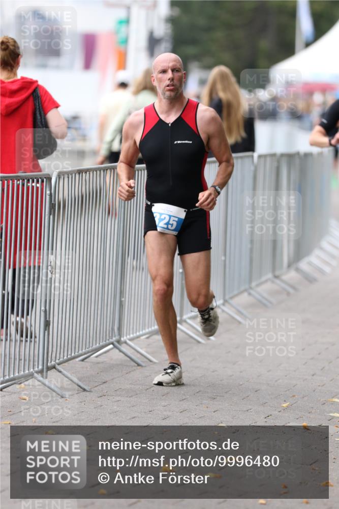 16.08.2026 - KN Förde Triathlon 2026 Antke Förster http://msf.ph/oto/9996480 16.08.2026 11:52:46 Laufen  meine-sportfotos.de