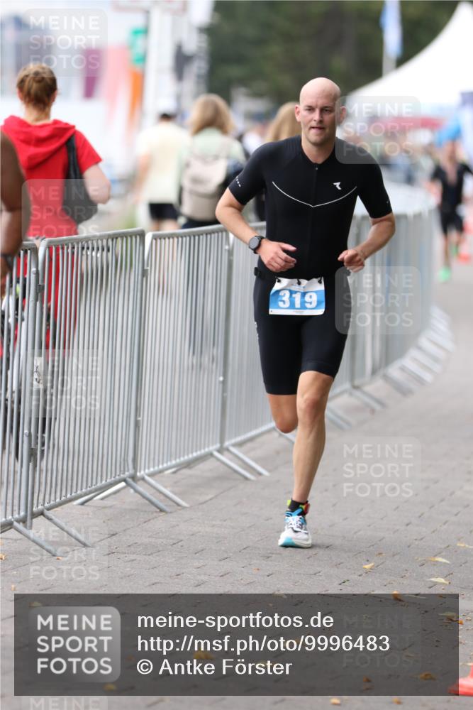 16.08.2026 - KN Förde Triathlon 2026 Antke Förster http://msf.ph/oto/9996483 16.08.2026 11:52:48 Laufen  meine-sportfotos.de