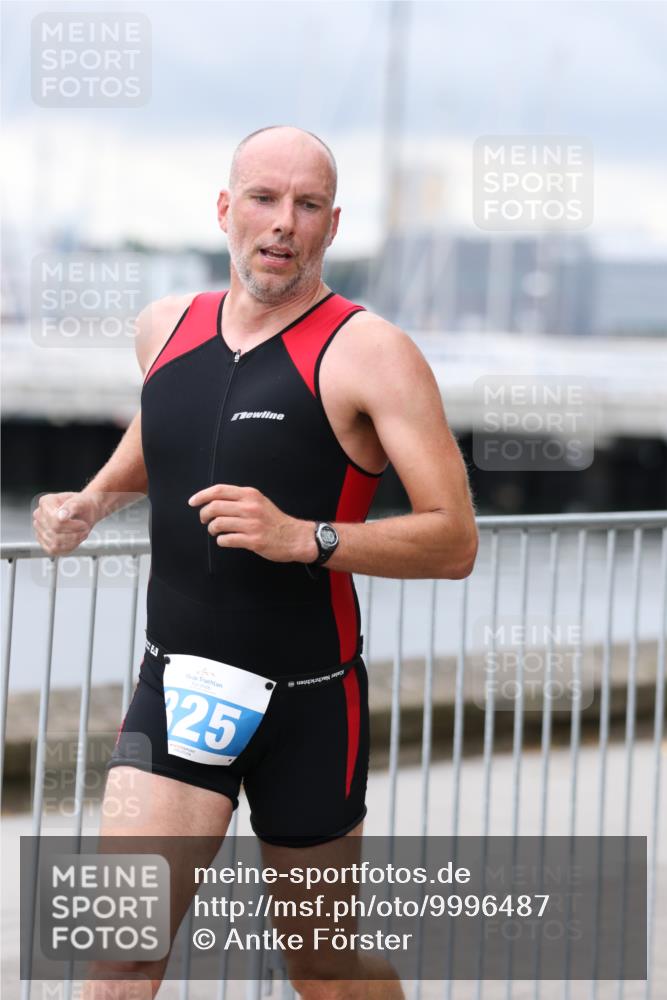 16.08.2026 - KN Förde Triathlon 2026 Antke Förster http://msf.ph/oto/9996487 16.08.2026 11:52:51 Laufen  meine-sportfotos.de