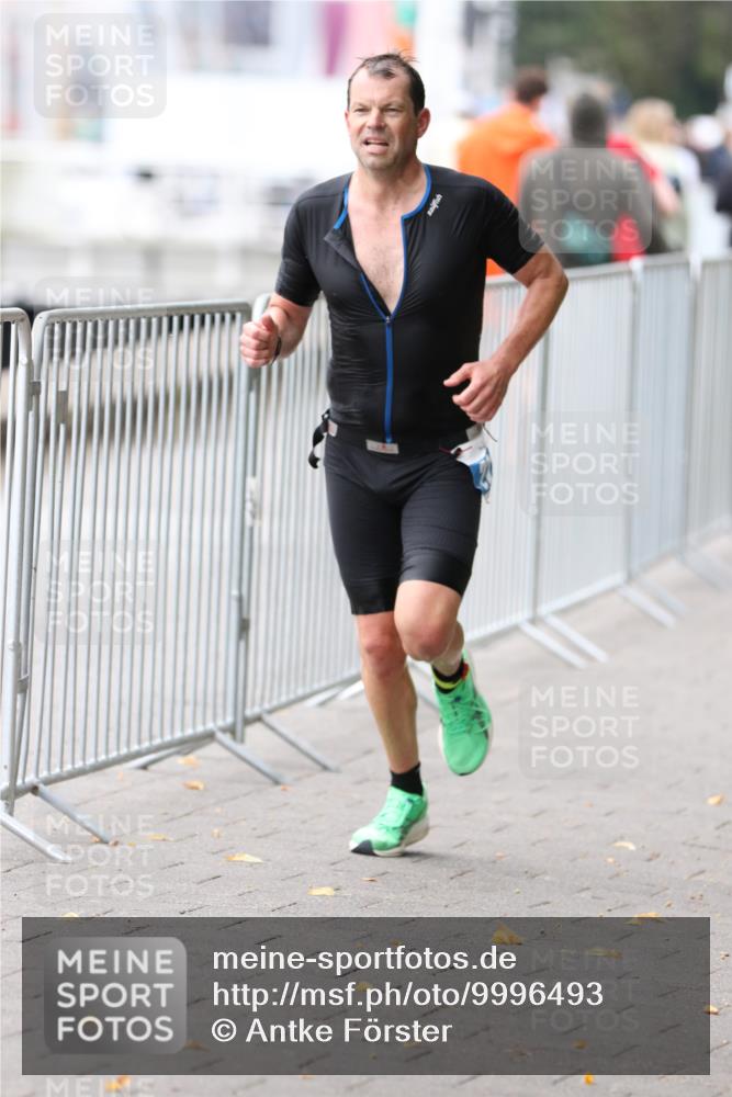 16.08.2026 - KN Förde Triathlon 2026 Antke Förster http://msf.ph/oto/9996493 16.08.2026 11:53:00 Laufen  meine-sportfotos.de