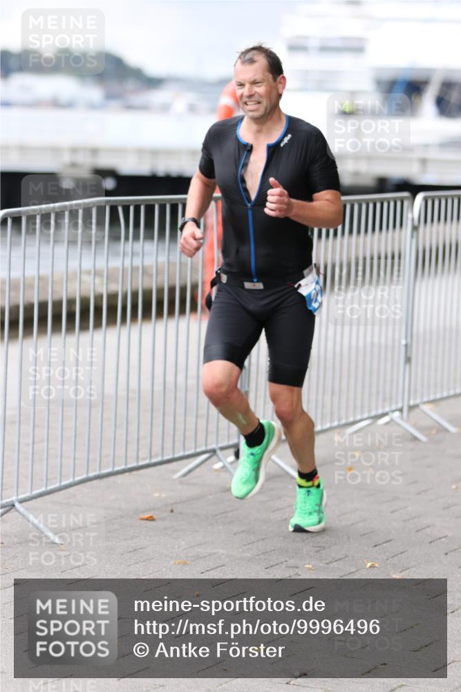16.08.2026 - KN Förde Triathlon 2026 Antke Förster http://msf.ph/oto/9996496 16.08.2026 11:53:02 Laufen  meine-sportfotos.de