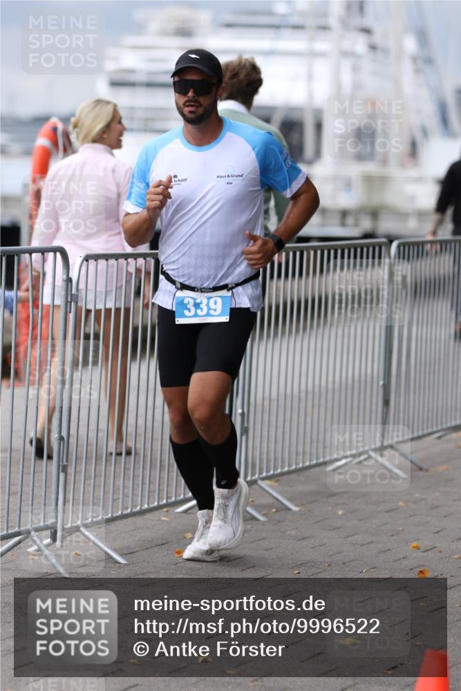 16.08.2026 - KN Förde Triathlon 2026 Antke Förster http://msf.ph/oto/9996522 16.08.2026 11:54:00 Laufen  meine-sportfotos.de