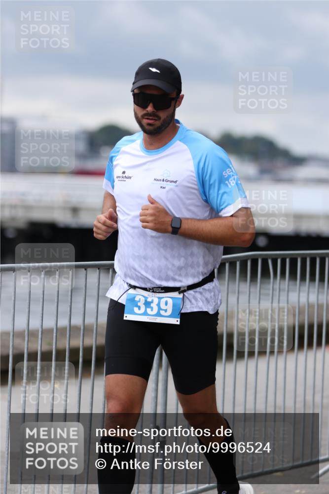 16.08.2026 - KN Förde Triathlon 2026 Antke Förster http://msf.ph/oto/9996524 16.08.2026 11:54:01 Laufen  meine-sportfotos.de