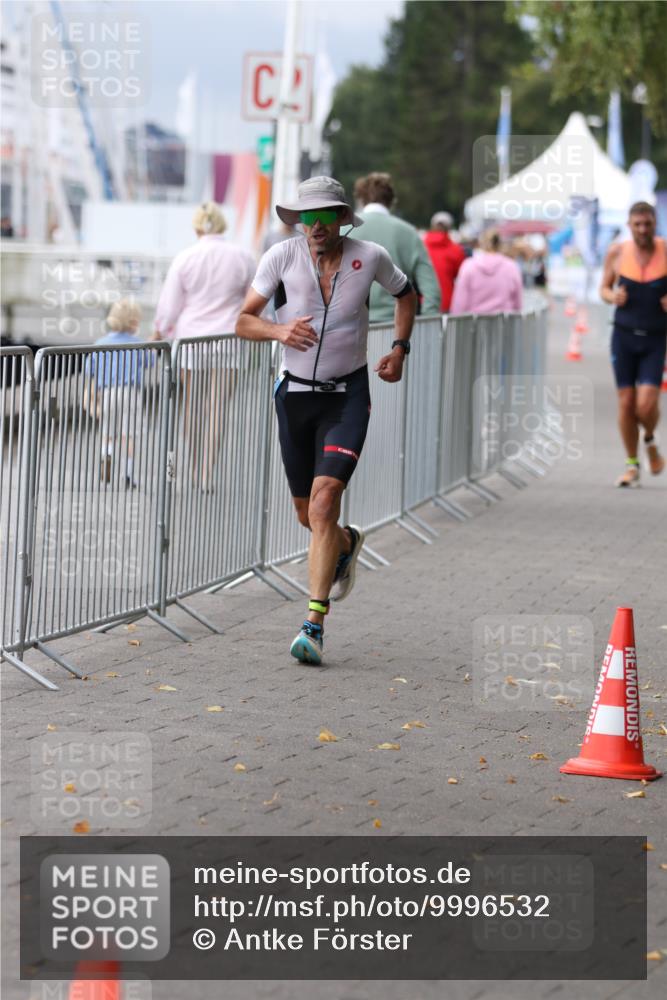16.08.2026 - KN Förde Triathlon 2026 Antke Förster http://msf.ph/oto/9996532 16.08.2026 11:54:13 Laufen  meine-sportfotos.de