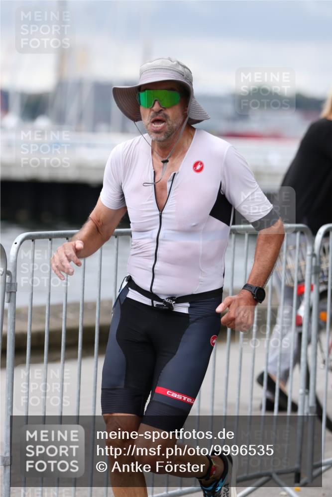 16.08.2026 - KN Förde Triathlon 2026 Antke Förster http://msf.ph/oto/9996535 16.08.2026 11:54:16 Laufen  meine-sportfotos.de