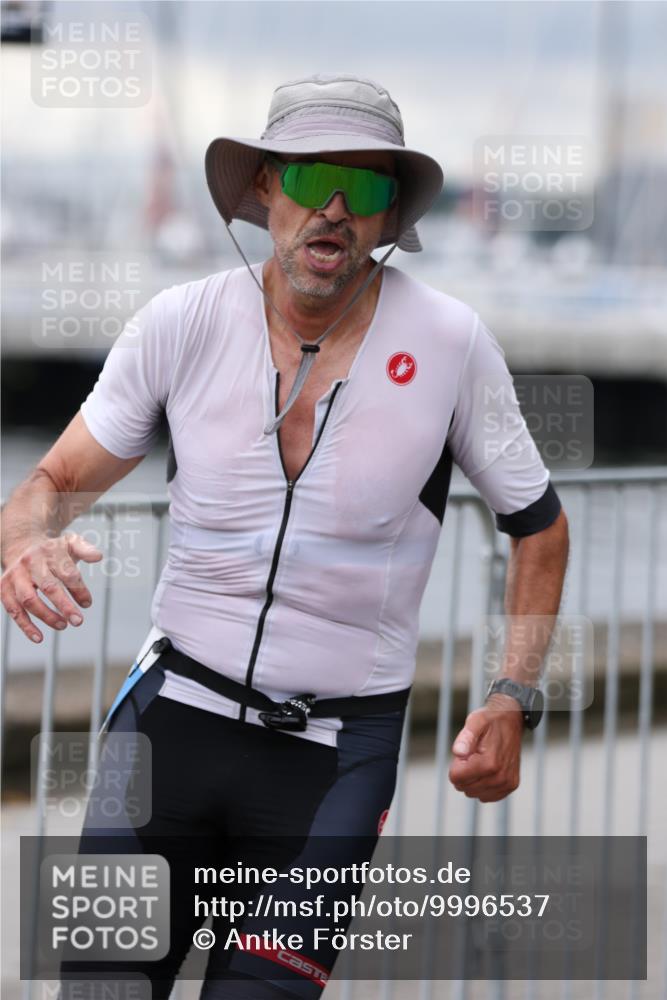 16.08.2026 - KN Förde Triathlon 2026 Antke Förster http://msf.ph/oto/9996537 16.08.2026 11:54:16 Laufen  meine-sportfotos.de