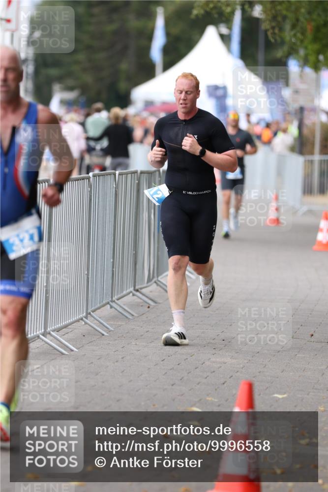 16.08.2026 - KN Förde Triathlon 2026 Antke Förster http://msf.ph/oto/9996558 16.08.2026 11:55:08 Laufen  meine-sportfotos.de