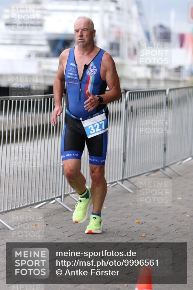 16.08.2026 - KN Förde Triathlon 2026 Antke Förster http://msf.ph/oto/9996561 16.08.2026 11:55:10 Laufen  meine-sportfotos.de