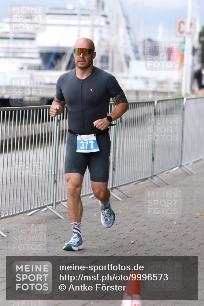 16.08.2026 - KN Förde Triathlon 2026 Antke Förster http://msf.ph/oto/9996573 16.08.2026 11:55:22 Laufen  meine-sportfotos.de
