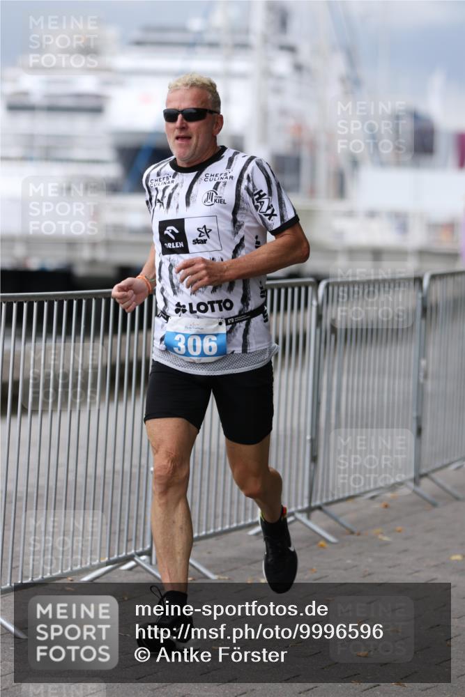 16.08.2026 - KN Förde Triathlon 2026 Antke Förster http://msf.ph/oto/9996596 16.08.2026 11:55:47 Laufen  meine-sportfotos.de