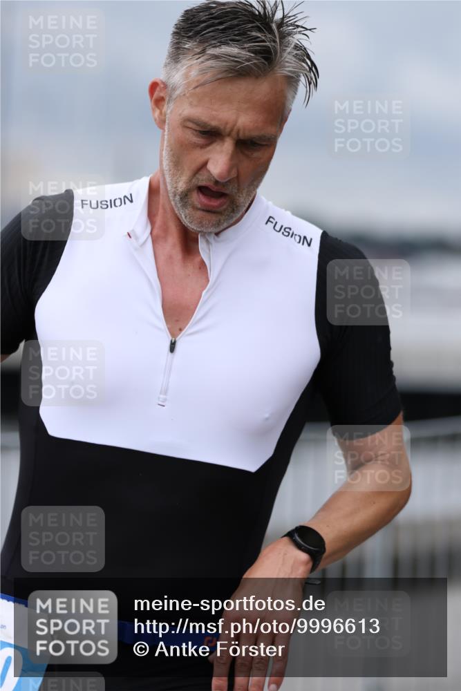 16.08.2026 - KN Förde Triathlon 2026 Antke Förster http://msf.ph/oto/9996613 16.08.2026 11:55:59 Laufen  meine-sportfotos.de