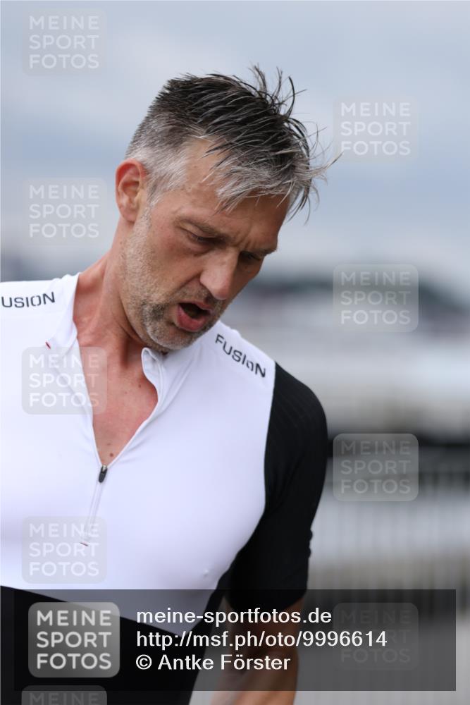 16.08.2026 - KN Förde Triathlon 2026 Antke Förster http://msf.ph/oto/9996614 16.08.2026 11:55:59 Laufen  meine-sportfotos.de