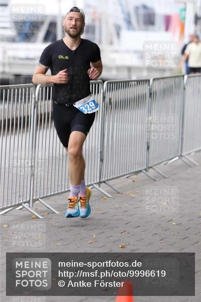 16.08.2026 - KN Förde Triathlon 2026 Antke Förster http://msf.ph/oto/9996619 16.08.2026 11:56:09 Laufen  meine-sportfotos.de