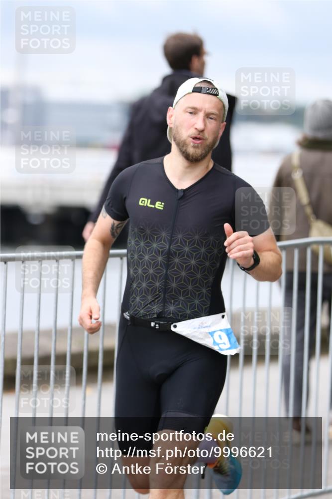 16.08.2026 - KN Förde Triathlon 2026 Antke Förster http://msf.ph/oto/9996621 16.08.2026 11:56:10 Laufen  meine-sportfotos.de