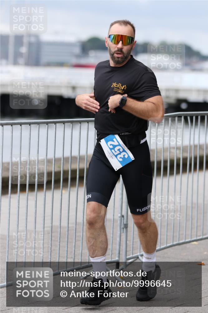 16.08.2026 - KN Förde Triathlon 2026 Antke Förster http://msf.ph/oto/9996645 16.08.2026 11:56:30 Laufen  meine-sportfotos.de