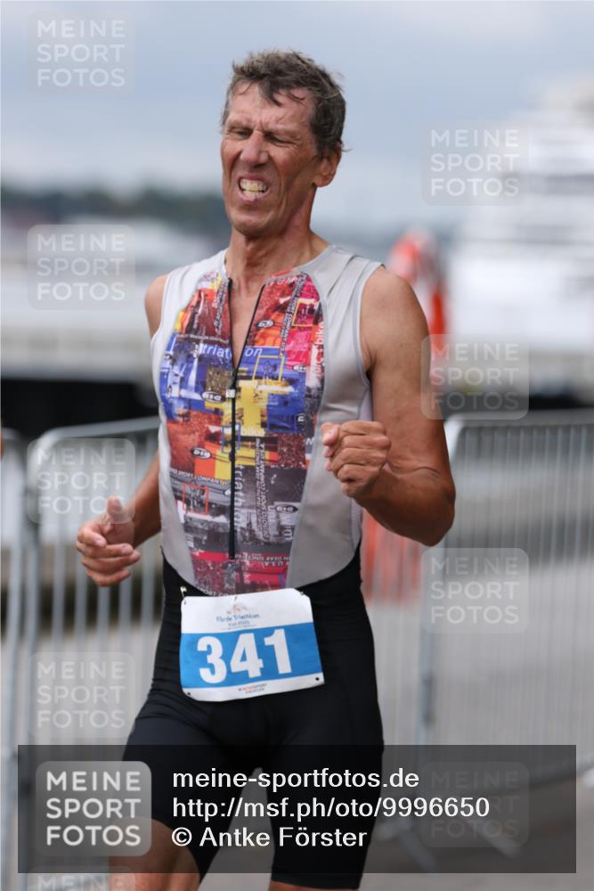 16.08.2026 - KN Förde Triathlon 2026 Antke Förster http://msf.ph/oto/9996650 16.08.2026 11:56:34 Laufen  meine-sportfotos.de