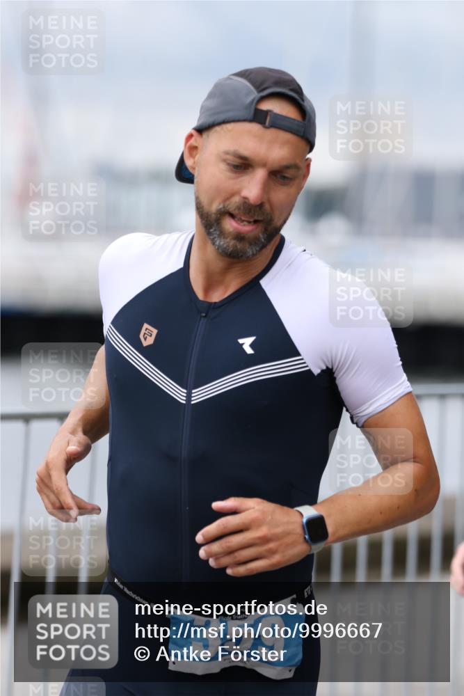 16.08.2026 - KN Förde Triathlon 2026 Antke Förster http://msf.ph/oto/9996667 16.08.2026 11:56:52 Laufen  meine-sportfotos.de
