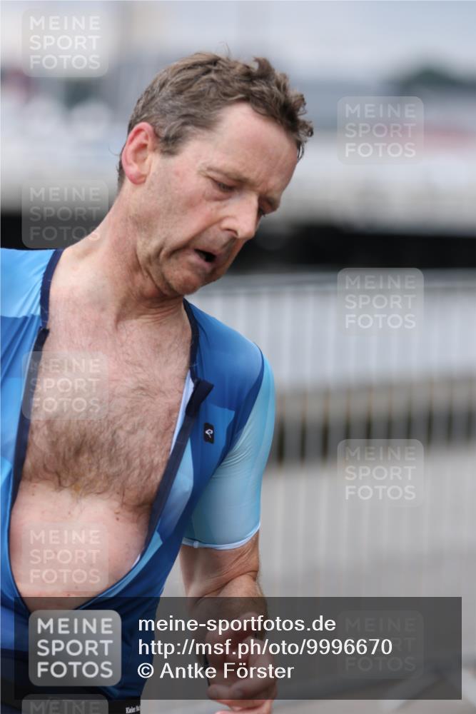16.08.2026 - KN Förde Triathlon 2026 Antke Förster http://msf.ph/oto/9996670 16.08.2026 11:56:53 Laufen  meine-sportfotos.de