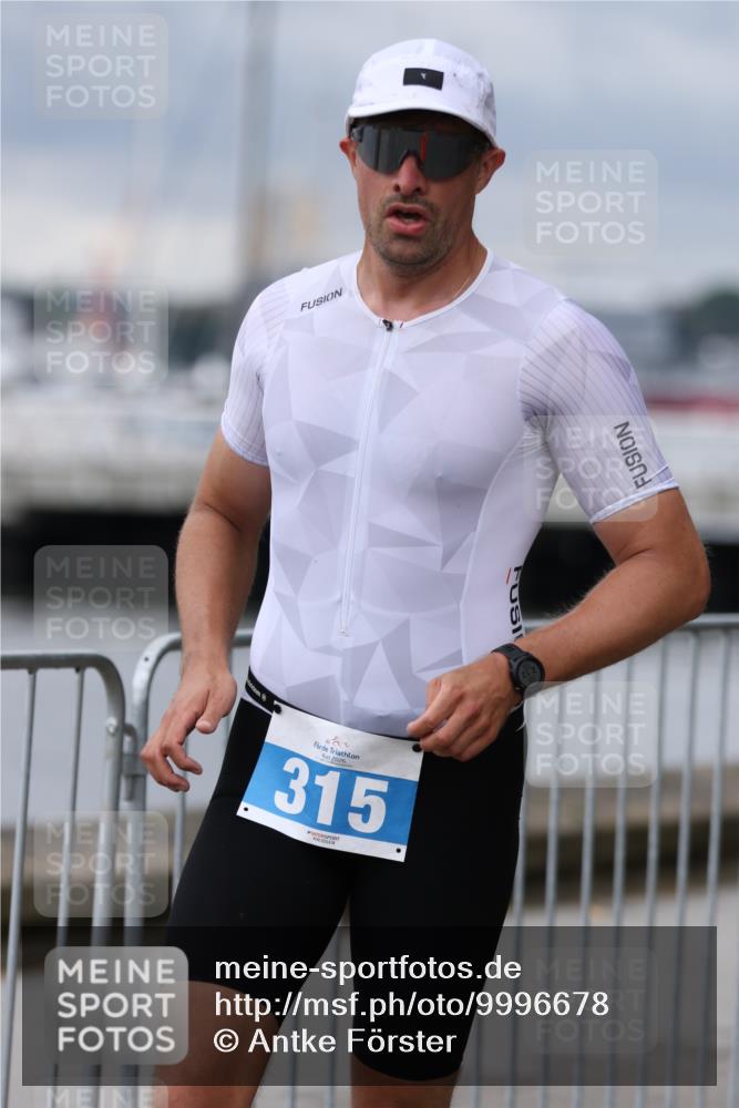 16.08.2026 - KN Förde Triathlon 2026 Antke Förster http://msf.ph/oto/9996678 16.08.2026 11:56:59 Laufen  meine-sportfotos.de