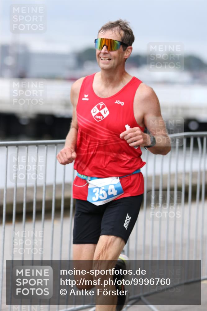 16.08.2026 - KN Förde Triathlon 2026 Antke Förster http://msf.ph/oto/9996760 16.08.2026 11:58:13 Laufen  meine-sportfotos.de
