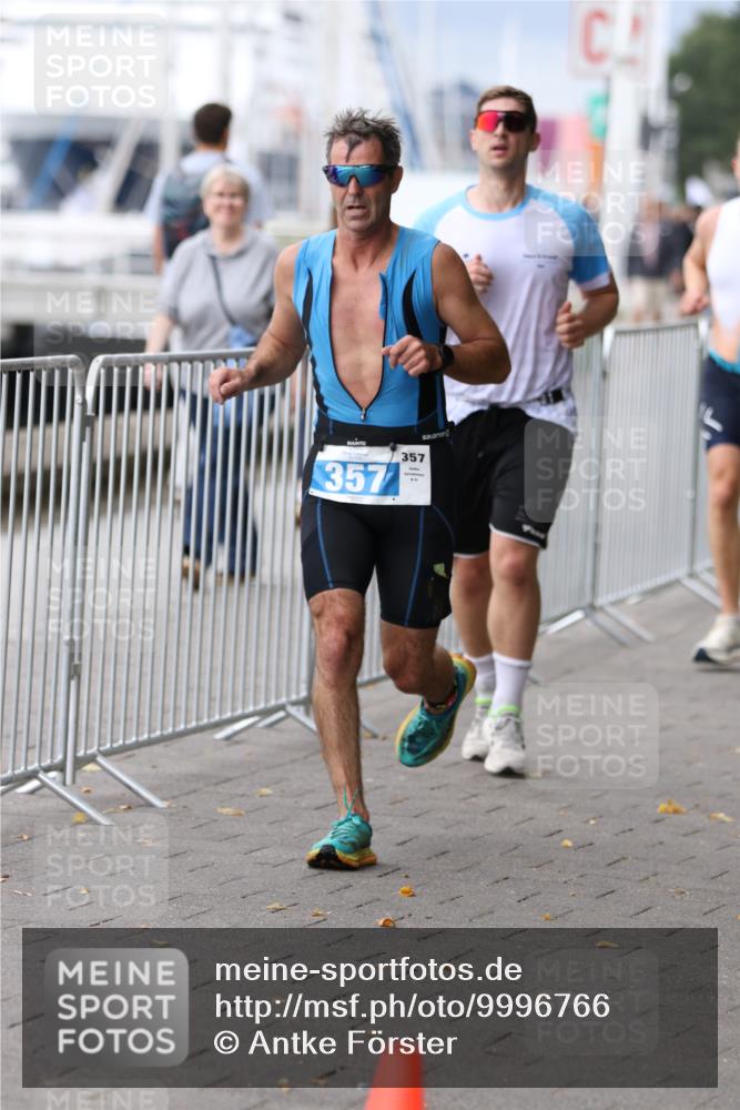 16.08.2026 - KN Förde Triathlon 2026 Antke Förster http://msf.ph/oto/9996766 16.08.2026 11:58:20 Laufen  meine-sportfotos.de