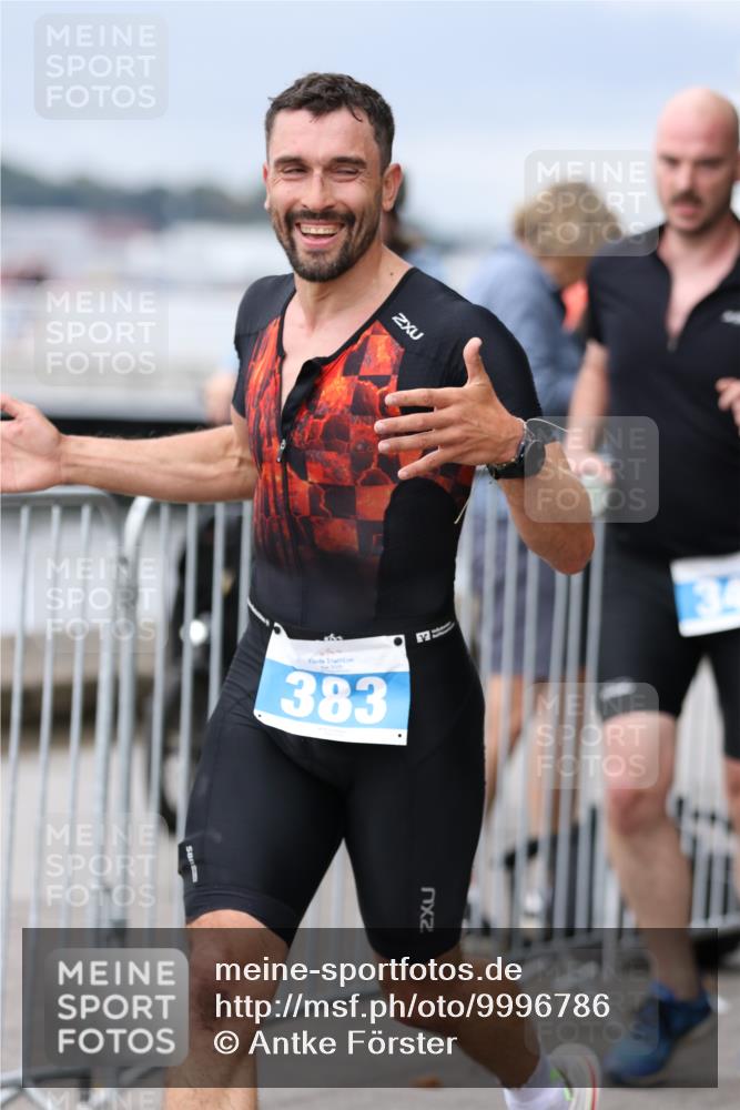 16.08.2026 - KN Förde Triathlon 2026 Antke Förster http://msf.ph/oto/9996786 16.08.2026 11:58:32 Laufen  meine-sportfotos.de