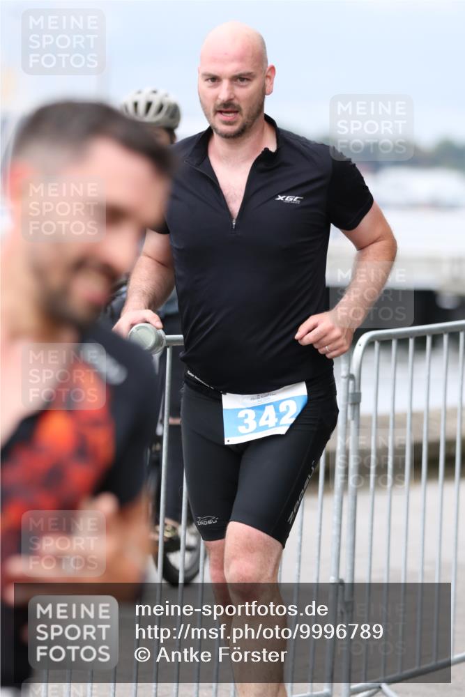 16.08.2026 - KN Förde Triathlon 2026 Antke Förster http://msf.ph/oto/9996789 16.08.2026 11:58:34 Laufen  meine-sportfotos.de