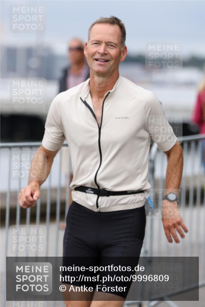 16.08.2026 - KN Förde Triathlon 2026 Antke Förster http://msf.ph/oto/9996809 16.08.2026 11:58:55 Laufen  meine-sportfotos.de