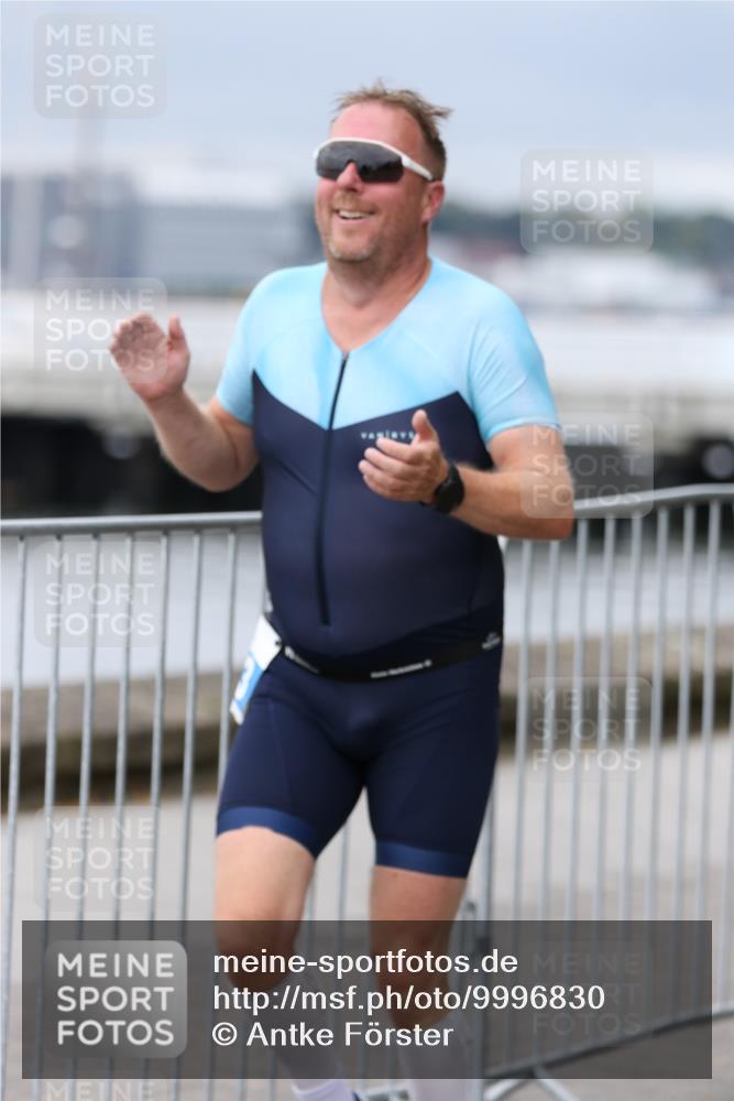16.08.2026 - KN Förde Triathlon 2026 Antke Förster http://msf.ph/oto/9996830 16.08.2026 11:59:19 Laufen  meine-sportfotos.de