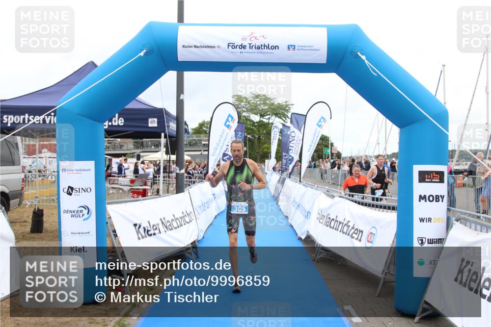 16.08.2026 - KN Förde Triathlon 2026 Markus Tischler http://msf.ph/oto/9996859 16.08.2026 12:00:50 Ziel 305, 305 meine-sportfotos.de