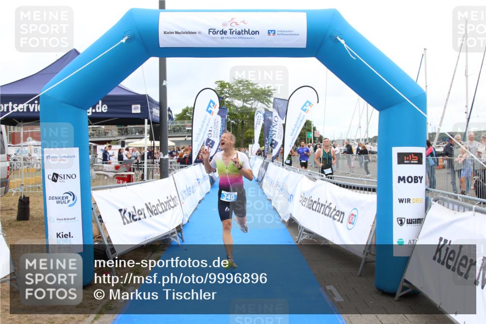 16.08.2026 - KN Förde Triathlon 2026 Markus Tischler http://msf.ph/oto/9996896 16.08.2026 12:00:59 Ziel 340, 340 meine-sportfotos.de
