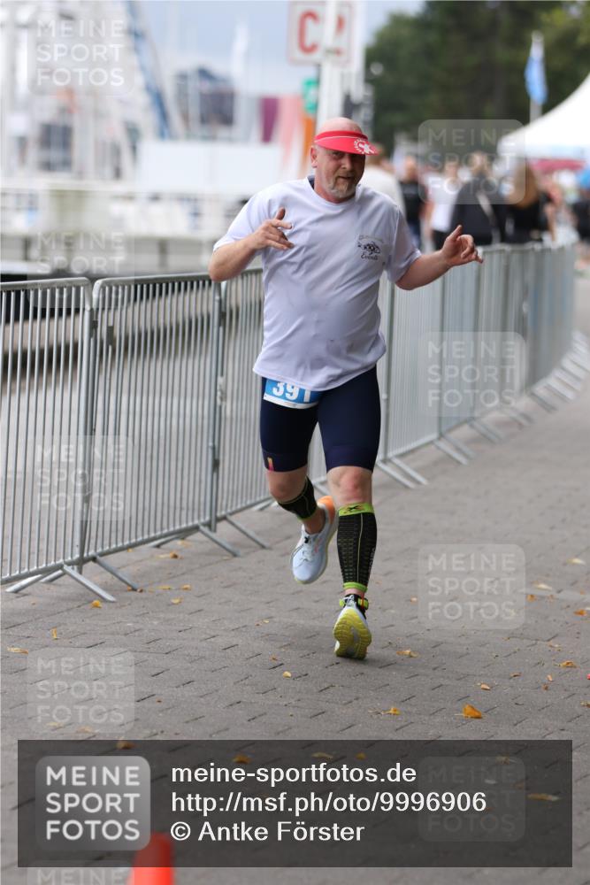 16.08.2026 - KN Förde Triathlon 2026 Antke Förster http://msf.ph/oto/9996906 16.08.2026 12:00:43 Laufen  meine-sportfotos.de