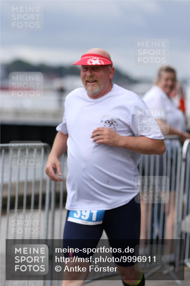 16.08.2026 - KN Förde Triathlon 2026 Antke Förster http://msf.ph/oto/9996911 16.08.2026 12:00:46 Laufen  meine-sportfotos.de