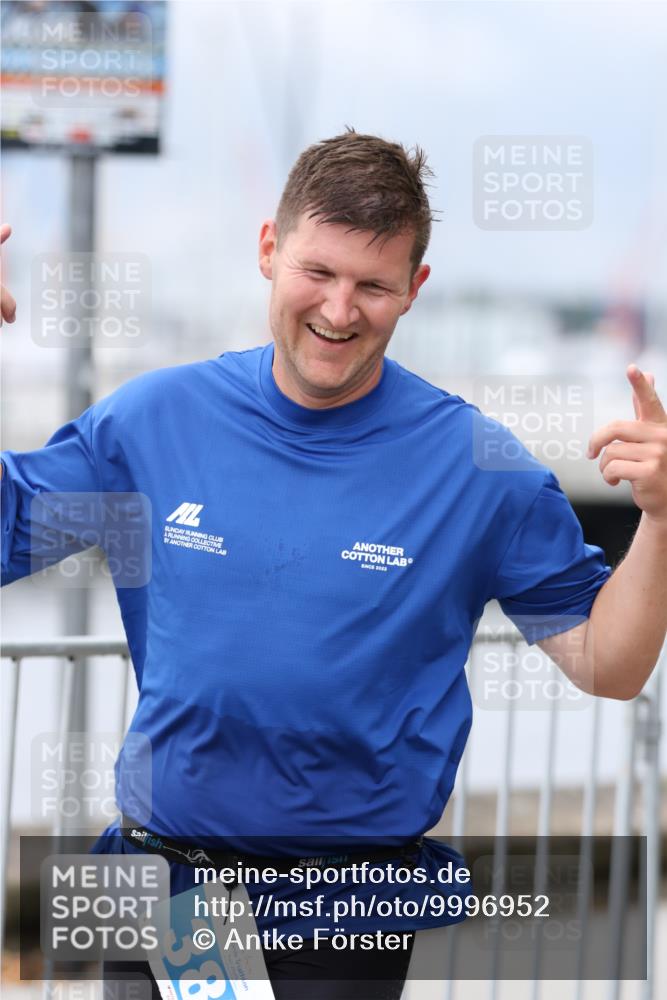 16.08.2026 - KN Förde Triathlon 2026 Antke Förster http://msf.ph/oto/9996952 16.08.2026 12:01:44 Laufen  meine-sportfotos.de
