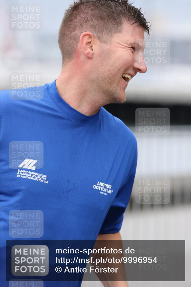 16.08.2026 - KN Förde Triathlon 2026 Antke Förster http://msf.ph/oto/9996954 16.08.2026 12:01:45 Laufen  meine-sportfotos.de