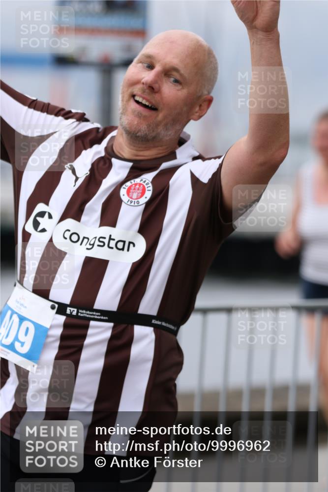 16.08.2026 - KN Förde Triathlon 2026 Antke Förster http://msf.ph/oto/9996962 16.08.2026 12:02:07 Laufen  meine-sportfotos.de