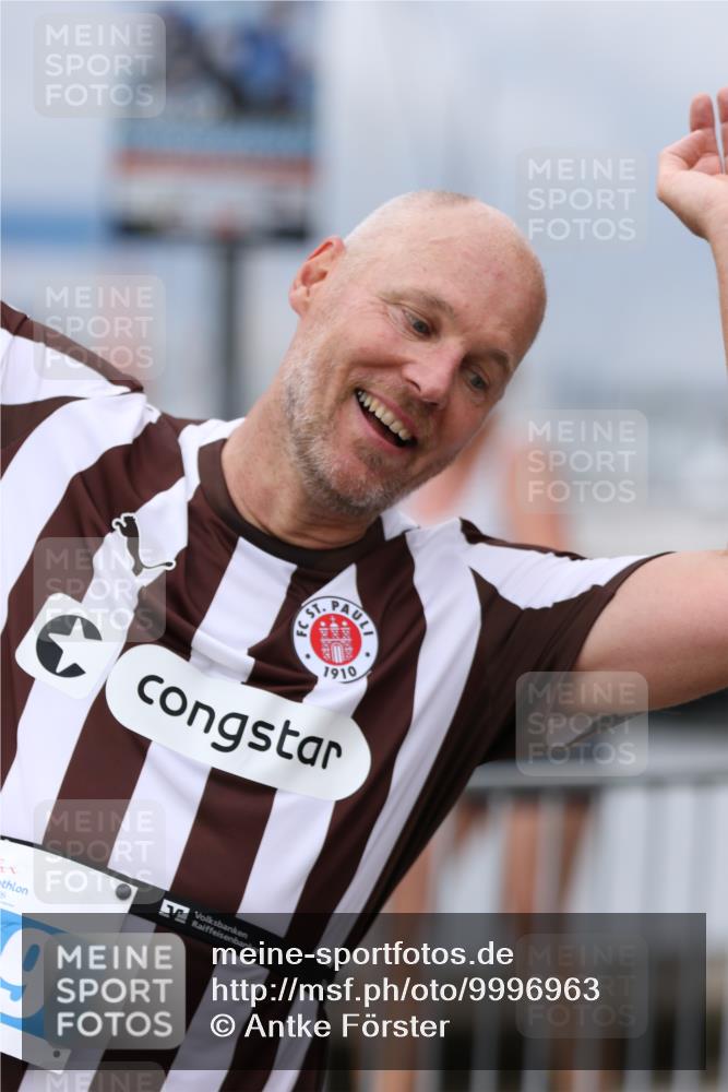 16.08.2026 - KN Förde Triathlon 2026 Antke Förster http://msf.ph/oto/9996963 16.08.2026 12:02:08 Laufen  meine-sportfotos.de
