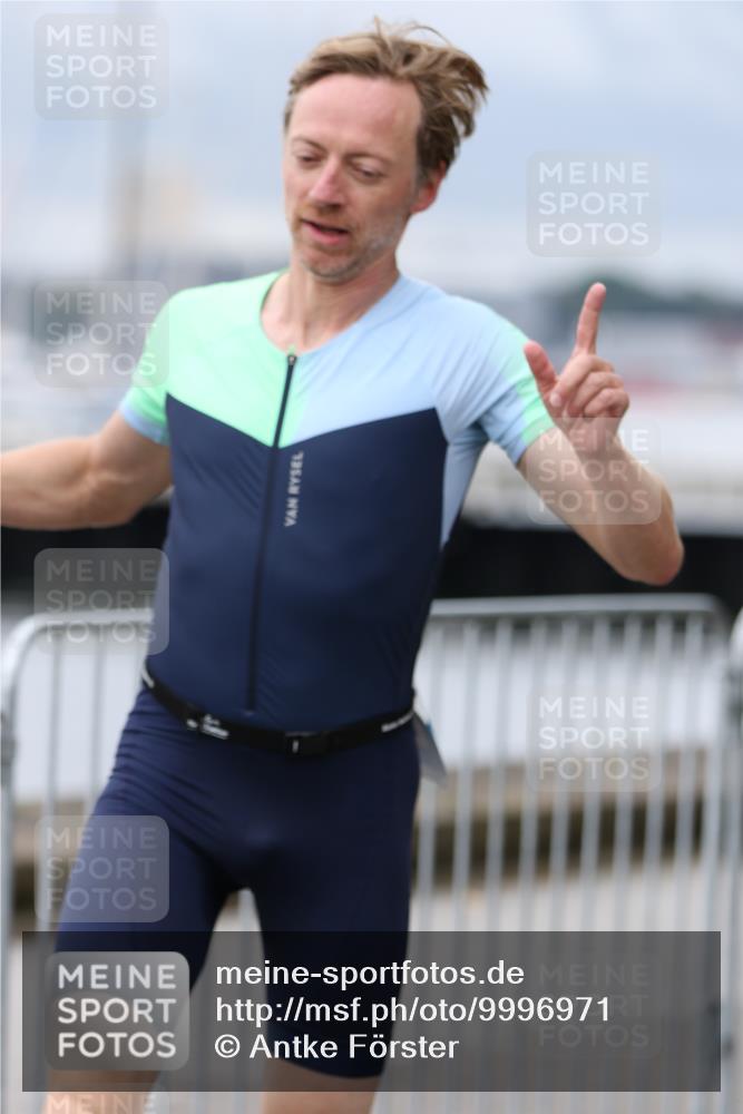 16.08.2026 - KN Förde Triathlon 2026 Antke Förster http://msf.ph/oto/9996971 16.08.2026 12:02:27 Laufen  meine-sportfotos.de