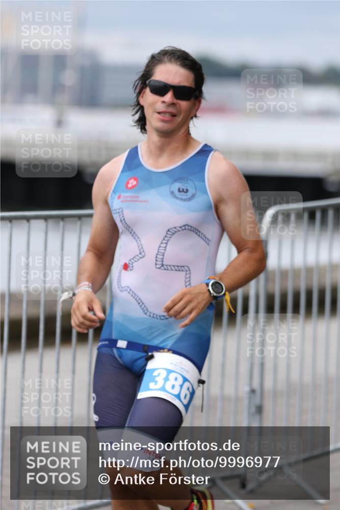 16.08.2026 - KN Förde Triathlon 2026 Antke Förster http://msf.ph/oto/9996977 16.08.2026 12:02:31 Laufen  meine-sportfotos.de