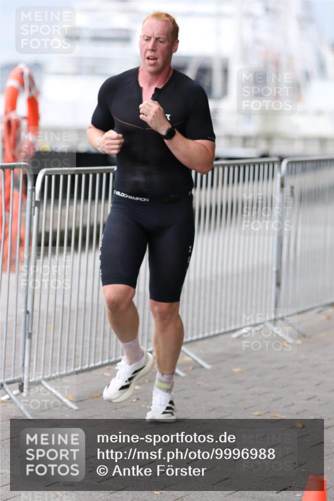 16.08.2026 - KN Förde Triathlon 2026 Antke Förster http://msf.ph/oto/9996988 16.08.2026 12:02:48 Laufen  meine-sportfotos.de
