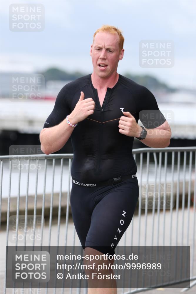 16.08.2026 - KN Förde Triathlon 2026 Antke Förster http://msf.ph/oto/9996989 16.08.2026 12:02:49 Laufen  meine-sportfotos.de