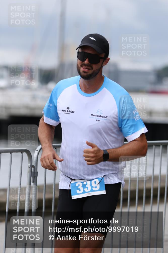 16.08.2026 - KN Förde Triathlon 2026 Antke Förster http://msf.ph/oto/9997019 16.08.2026 12:03:38 Laufen  meine-sportfotos.de