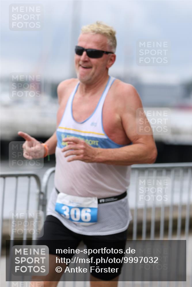 16.08.2026 - KN Förde Triathlon 2026 Antke Förster http://msf.ph/oto/9997032 16.08.2026 12:03:51 Laufen  meine-sportfotos.de