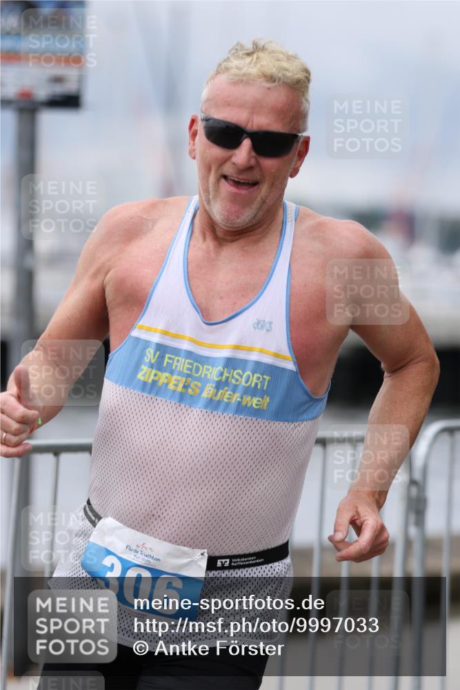 16.08.2026 - KN Förde Triathlon 2026 Antke Förster http://msf.ph/oto/9997033 16.08.2026 12:03:52 Laufen  meine-sportfotos.de